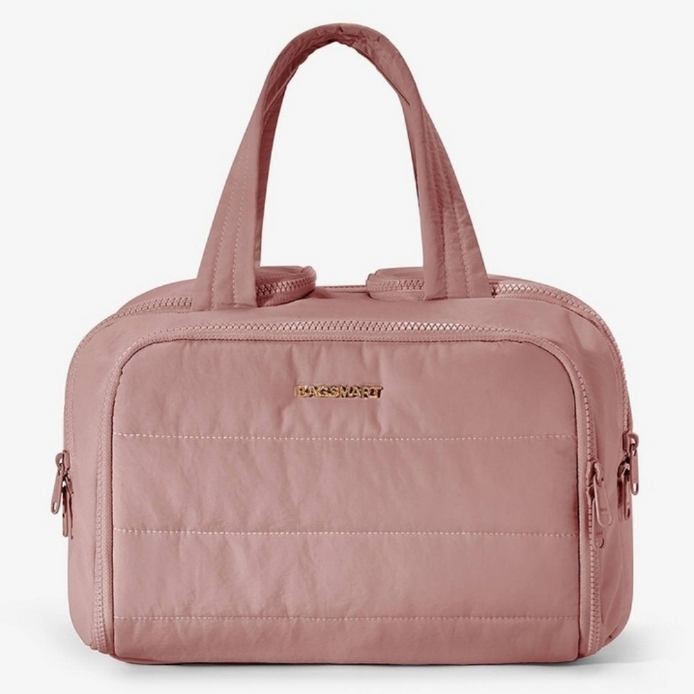 🎁 Bagsmart Toiletries Bag in Dark Pink NEW NWT Gift Idea